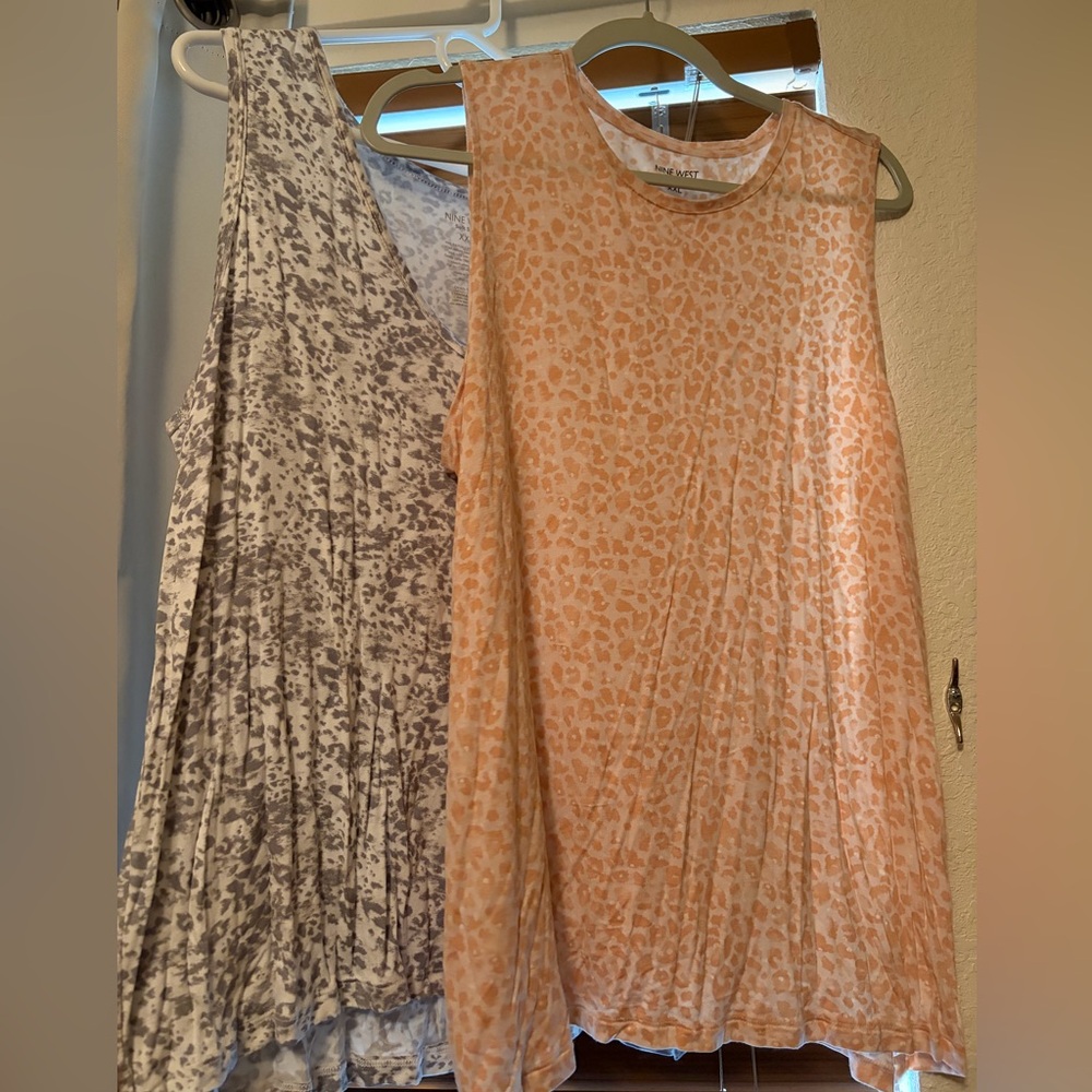 NEW Bundle of Nine West Tanks